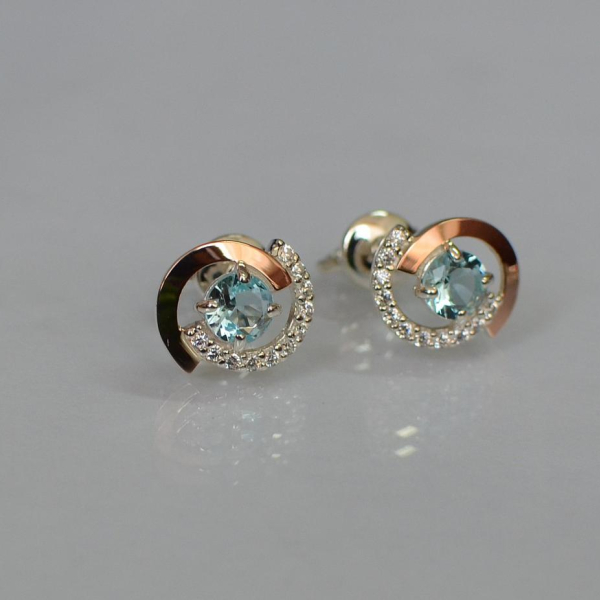 Сережки гвоздики