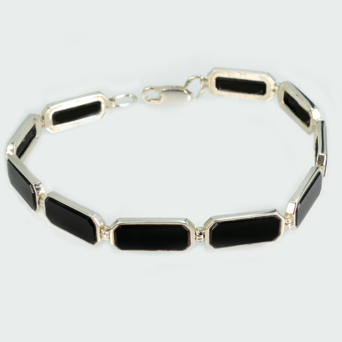 Срібний браслет