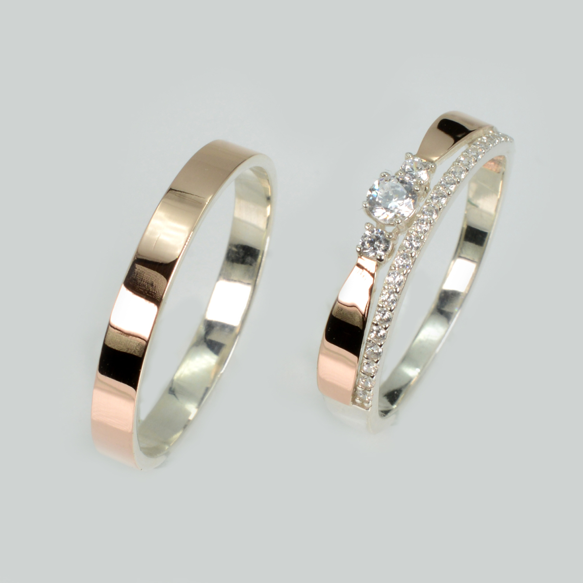 Пара срібних обручок з пластинами золота