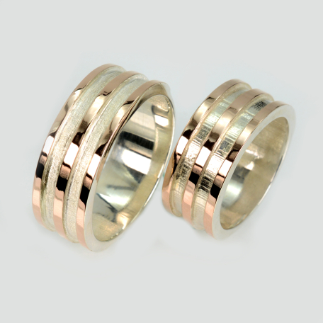 Пара срібних обручок з пластинами золота