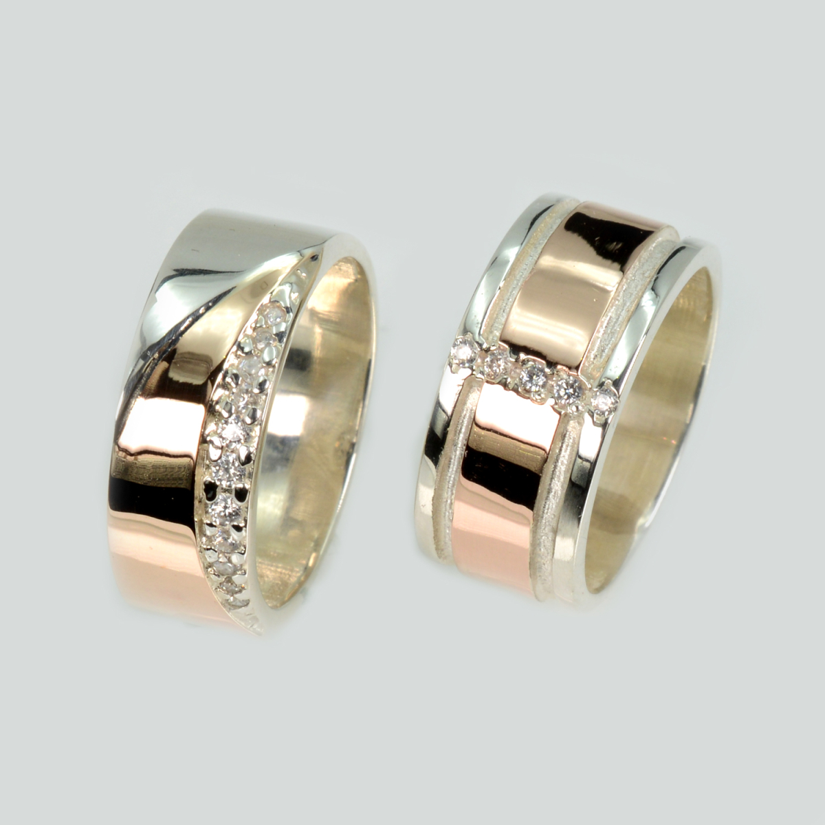 Пара обручок зі срібла