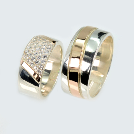 Пара обручок зі срібла та золота