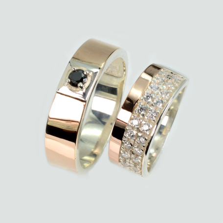 Пара обручок зі срібла та золота