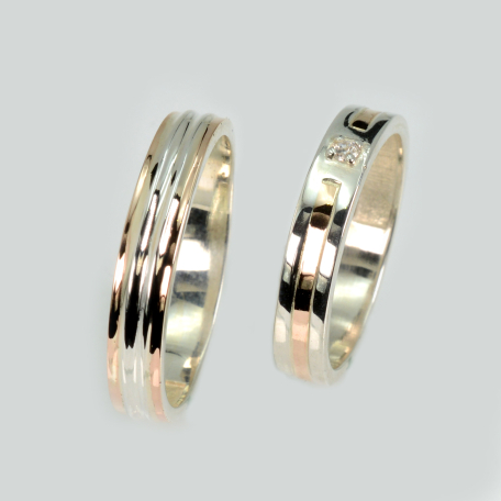 Пара обручок зі срібла та золота