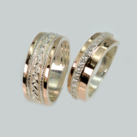 Пара обручок зі срібла та золота