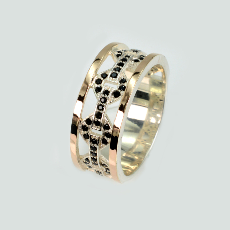 Обручальное кольцо с золотыми пластинами