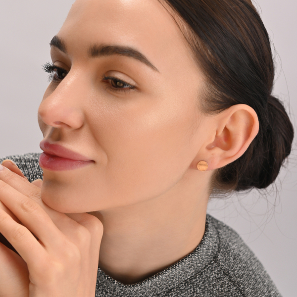 Серебряные серьги-гвоздики