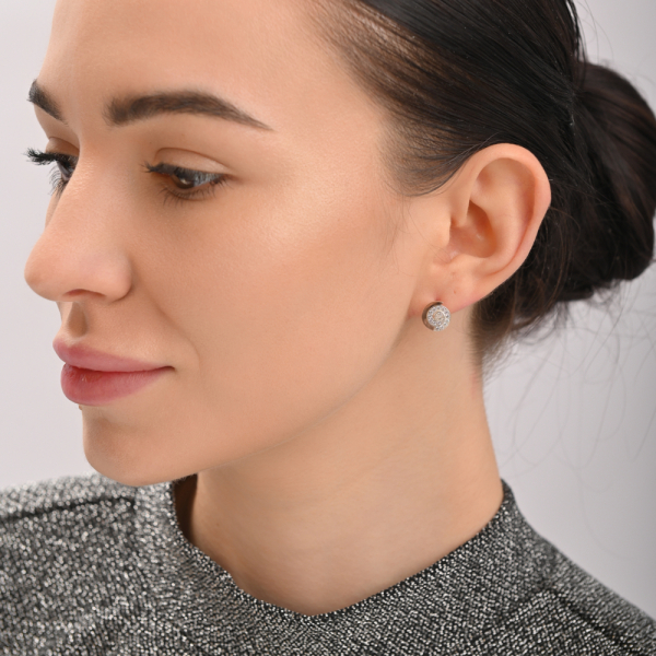 Серебряные серьги-гвоздики