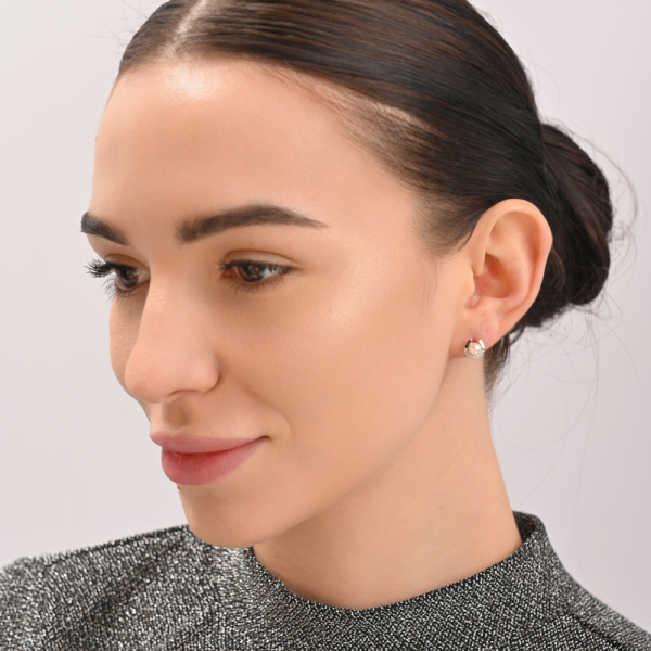 Серьги гвоздики с жемчугом