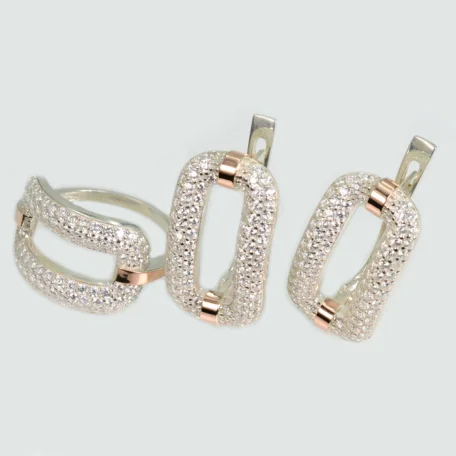 Срібний набір з золотими пластинами