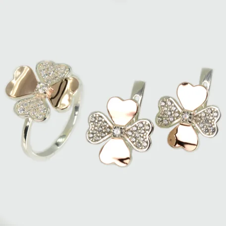 Срібний набір з золотими пластинами