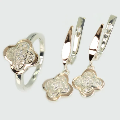 Срібний набір з золотими пластинами