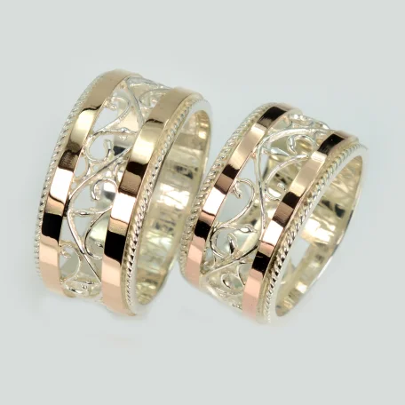 Пара срібних обручок з пластинами золота