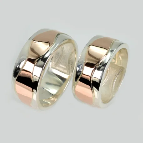 Пара срібних обручок з пластинами золота