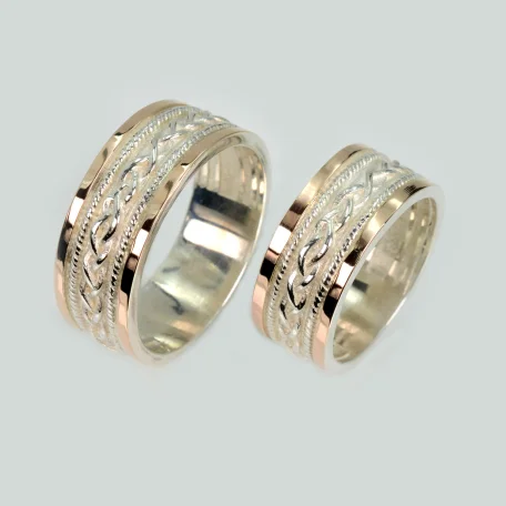 Пара срібних обручок з пластинами золота
