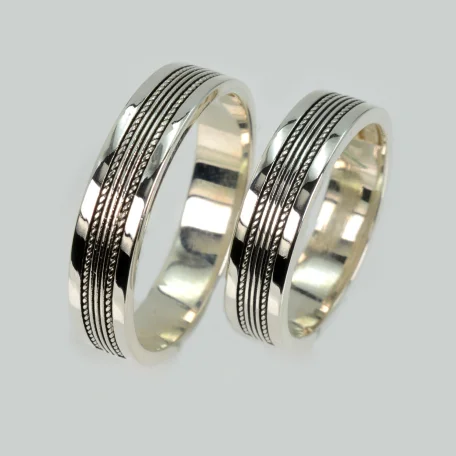 Пара срібних обручок з пластинами золота