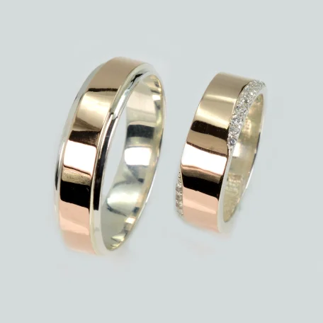 Пара обручок зі срібла та золота