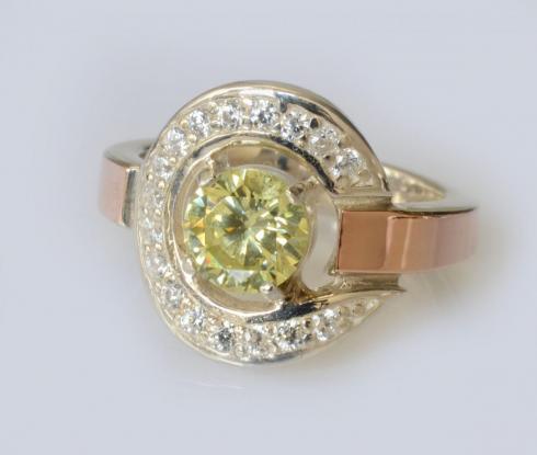 Серебряное кольцо с золотыми накладками