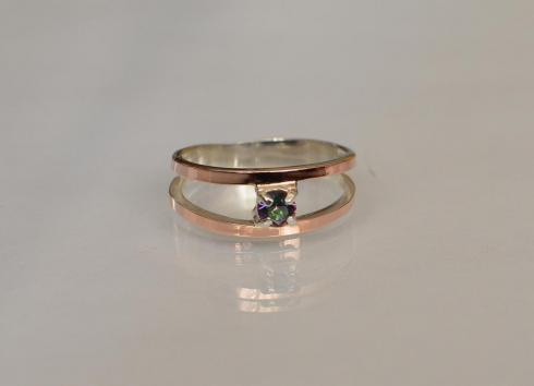 Серебряное кольцо с пластинами из золота